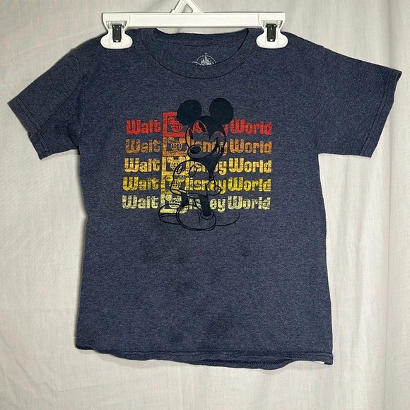 kids Disney World Mickey Mouse graphic tshirt size small - Picture 1 of 3
